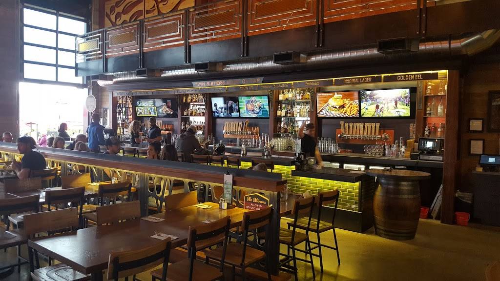 Twin Sisters Brewing Company | restaurant | 500 Carolina St, Bellingham, WA 98225, USA | 3609226700 OR +1 360-922-6700