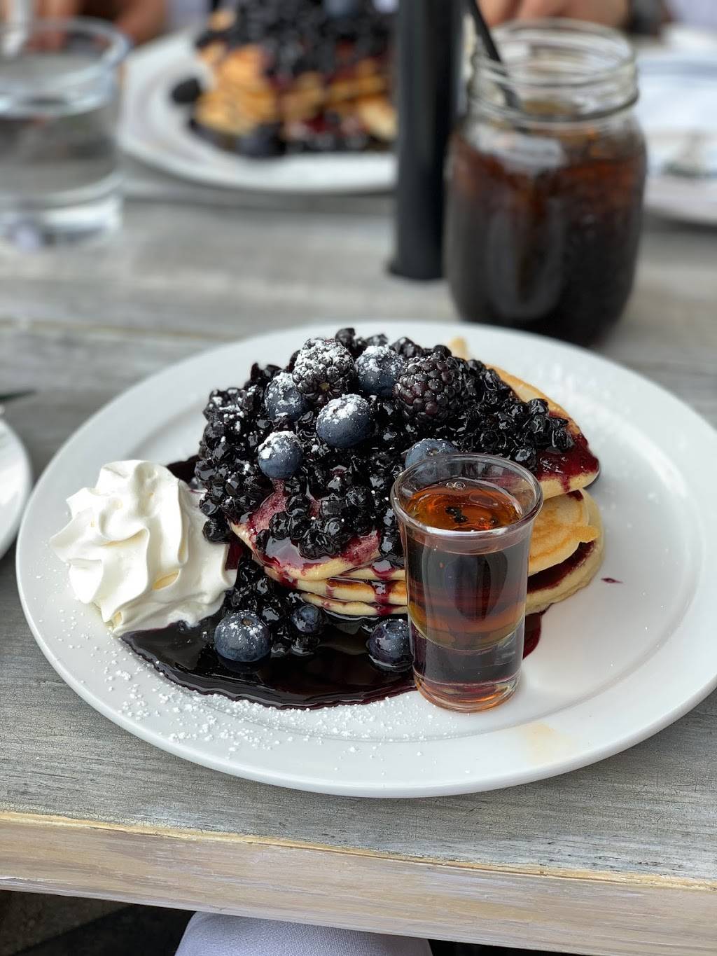 School | restaurant | 70 Fraser Ave, Toronto, ON M6K 3E1, Canada | 4165880005 OR +1 416-588-0005