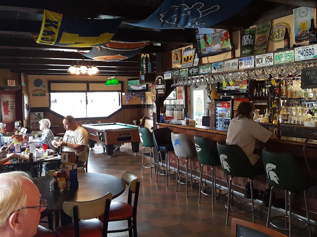 Korner Pub | restaurant | 1017 W Main St, Owosso, MI 48867, USA | 9897239843 OR +1 989-723-9843