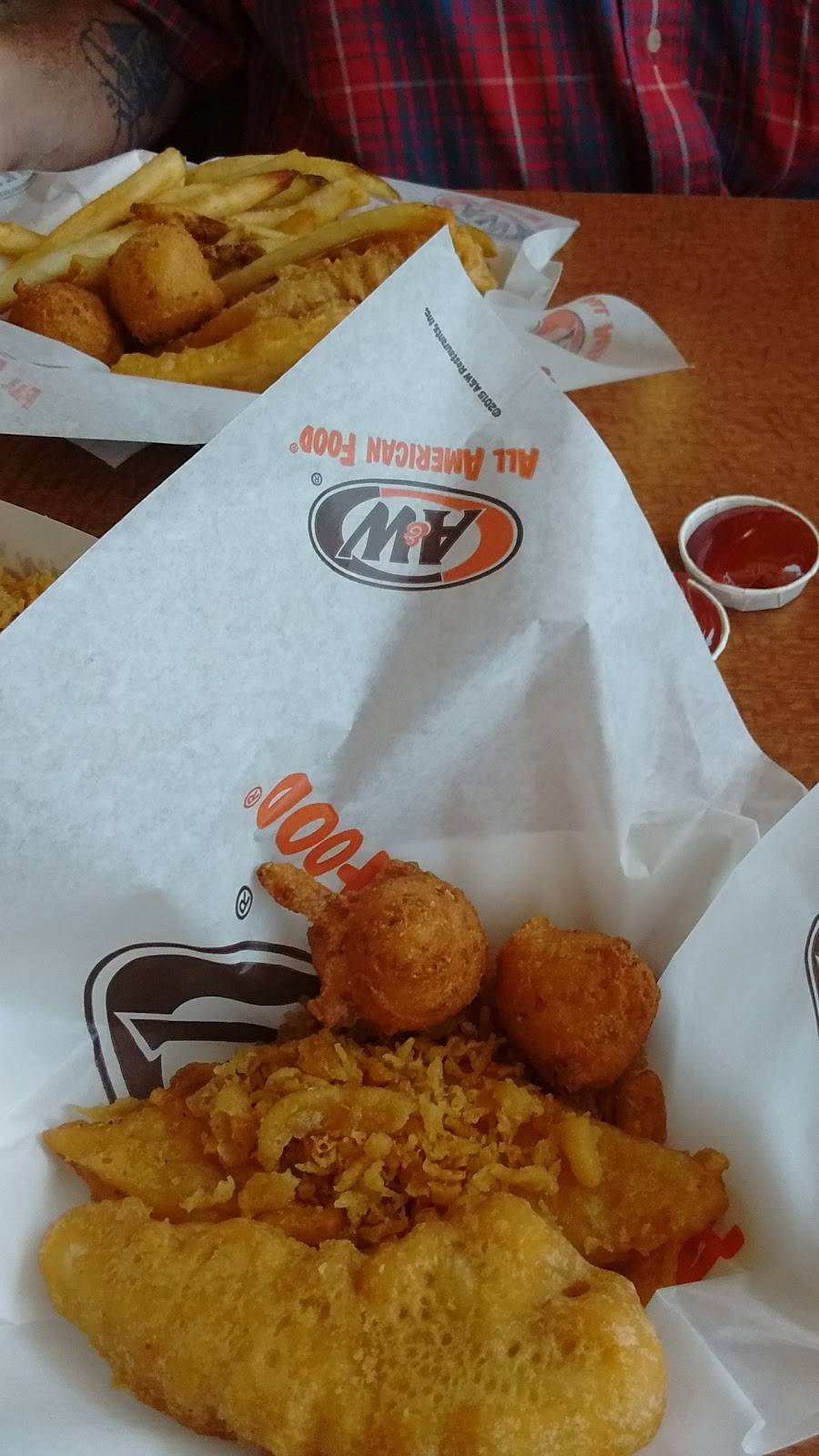 A&W Restaurant | restaurant | 2522 E University Ave, Des Moines, IA 50317, USA | 5152624700 OR +1 515-262-4700