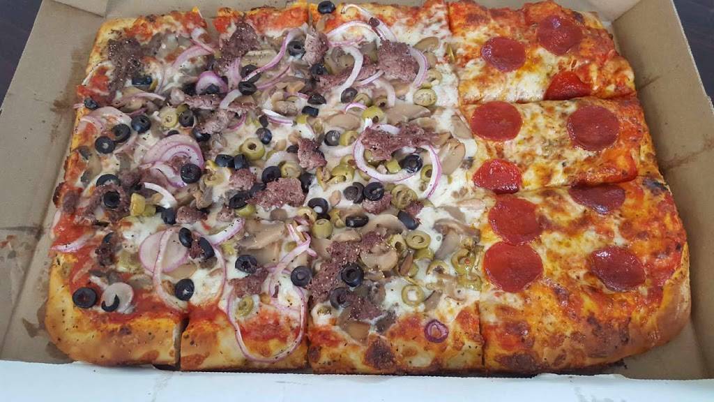 Georges Pizza | restaurant | 2910 Hyde Park Blvd, Niagara Falls, NY 14305, USA | 7162842471 OR +1 716-284-2471