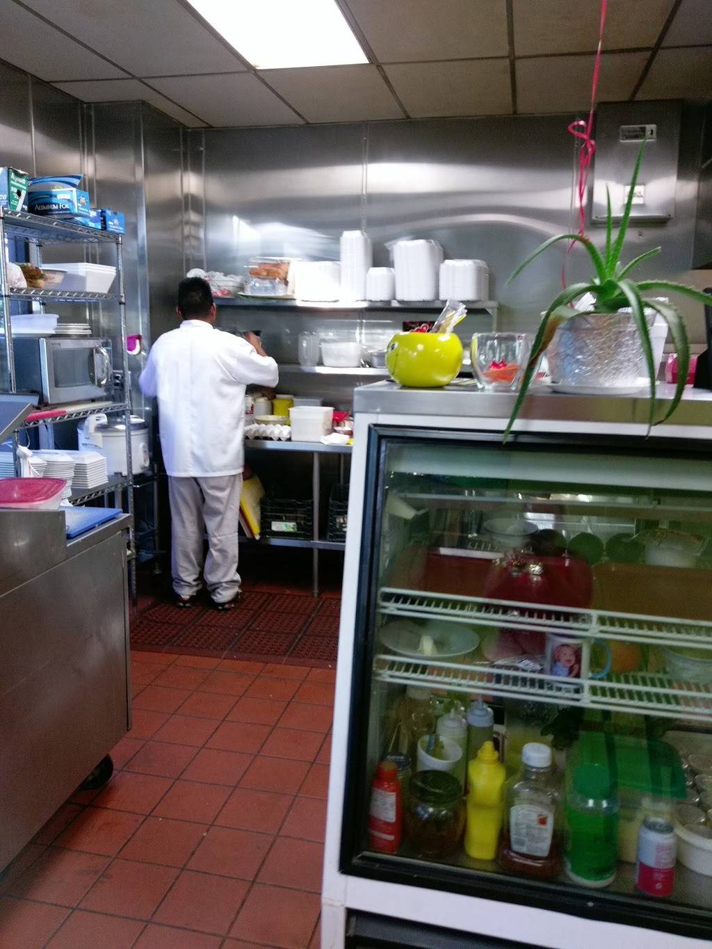 J P Latin Deli & Catering Services | restaurant | 9047 Arrow Route #190, Rancho Cucamonga, CA 91730, USA | 9098060061 OR +1 909-806-0061