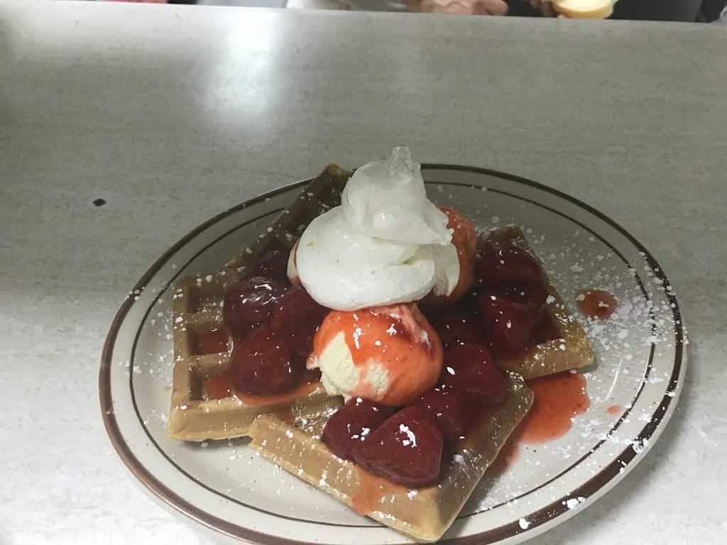 Vespers Cafe | restaurant | 6569 Cameron Ave, Vesper, WI 54489, USA | 7155693700 OR +1 715-569-3700