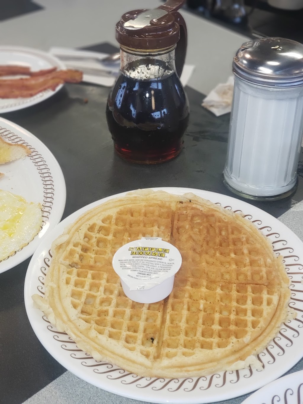 Waffle House | meal takeaway | 3085 E Parkway Dr, Russellville, AR 72802, USA | 4799683382 OR +1 479-968-3382