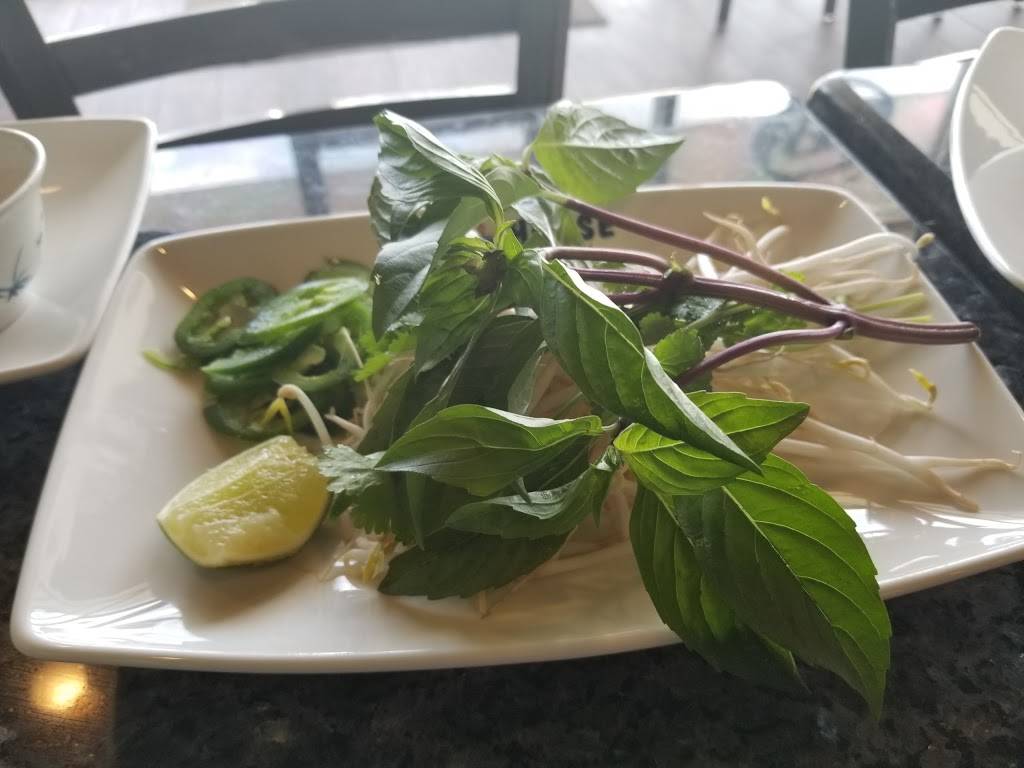 Pho House & Vietnamese Cuisine | restaurant | 10424 I-10, Baytown, TX 77523, USA | 2819180905 OR +1 281-918-0905