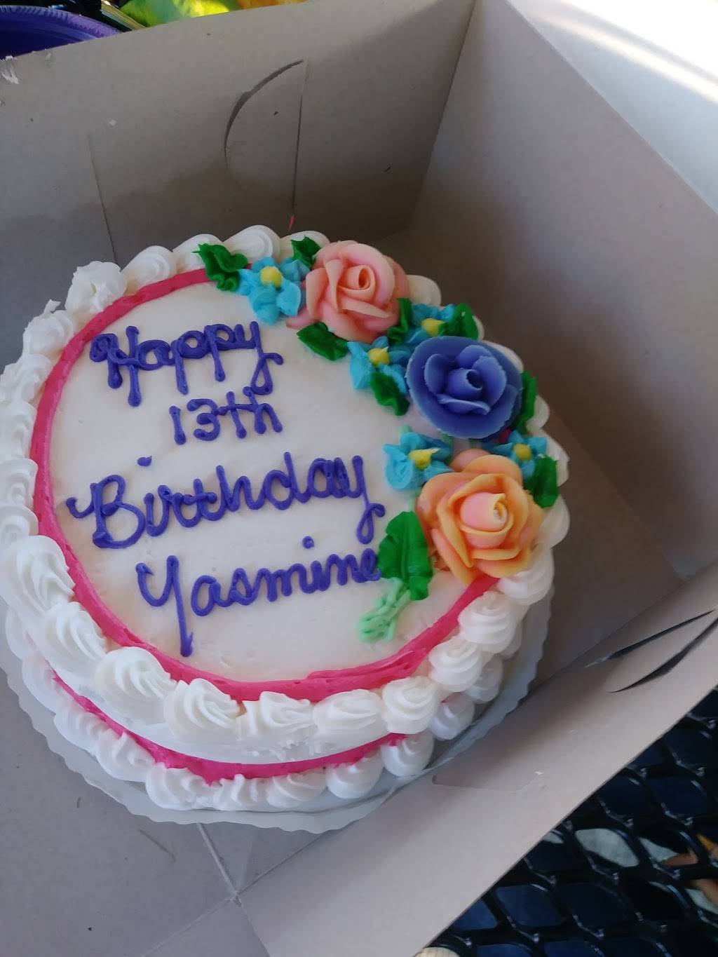 Mr Genes Dog House | restaurant | 3703 Beekman St, Cincinnati, OH 45223, USA | 5135417636 OR +1 513-541-7636