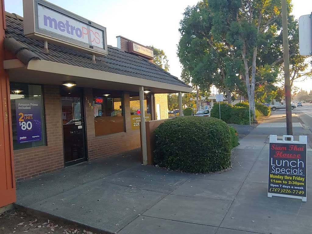 Siam Thai House | restaurant | 1139 Lincoln Ave, Napa, CA 94558, USA | 7072267749 OR +1 707-226-7749