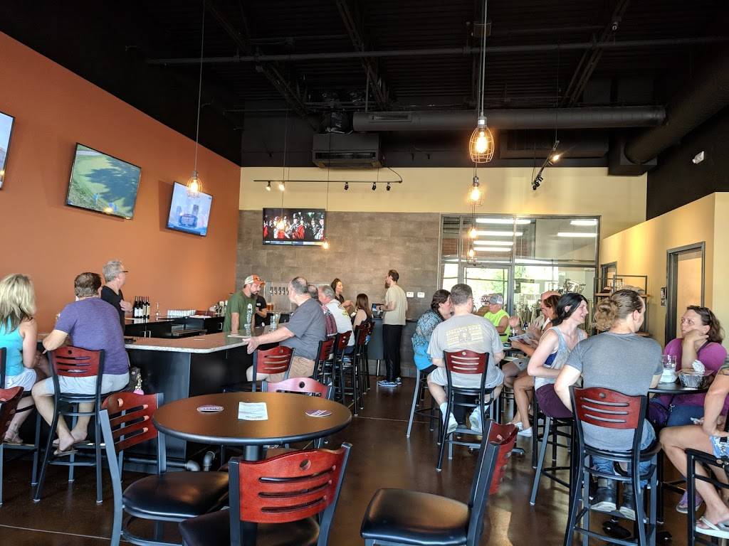 Mackenzie Brewing Company | restaurant | 932 Meramec Station Rd, Valley Park, MO 63088, USA | 6362264148 OR +1 636-226-4148