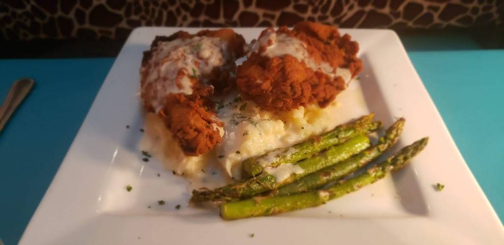 Red Light Kitchen & Lounge | restaurant | 780 N Limestone, Lexington, KY 40505, USA | 8592525277 OR +1 859-252-5277