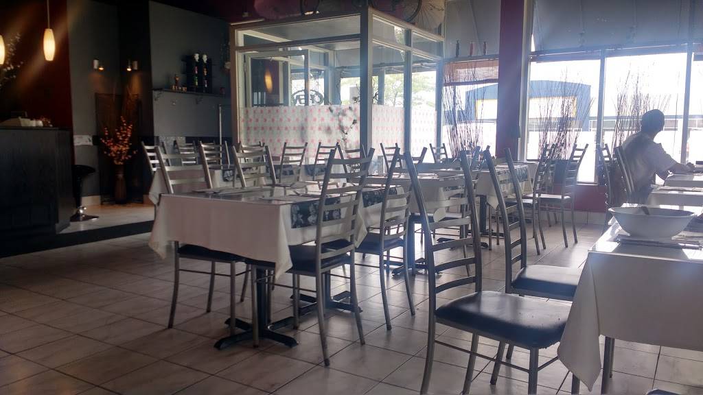 Ha Noi Pho | restaurant | 4312 Innes Rd #1, Orléans, ON K4A 5E6, Canada | 6135901000 OR +1 613-590-1000