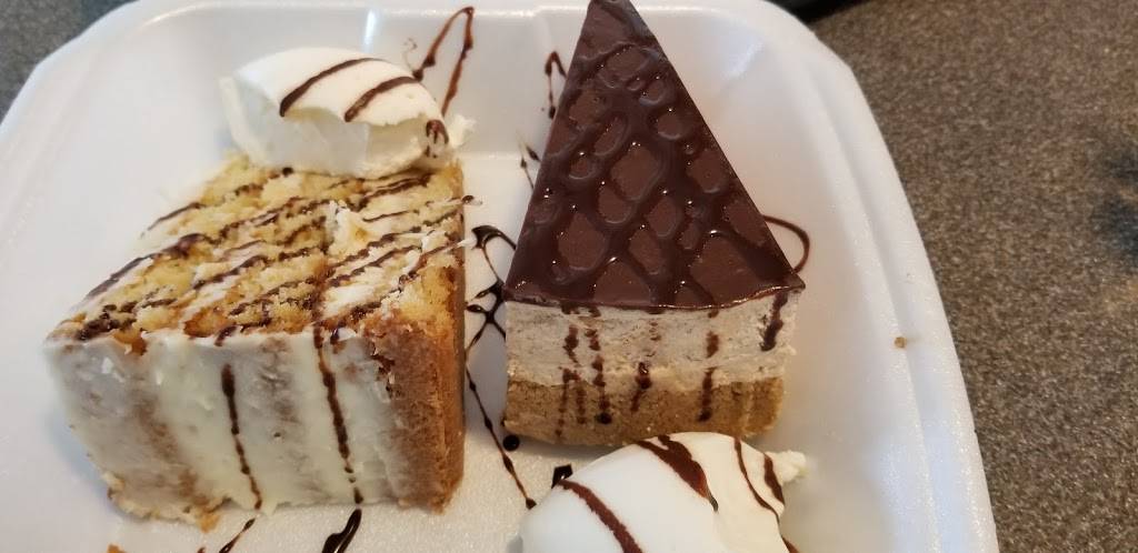 Floras Italian Cafe | restaurant | 841 William Hilton Pkwy, Hilton Head Island, SC 29928, USA | 8438428200 OR +1 843-842-8200