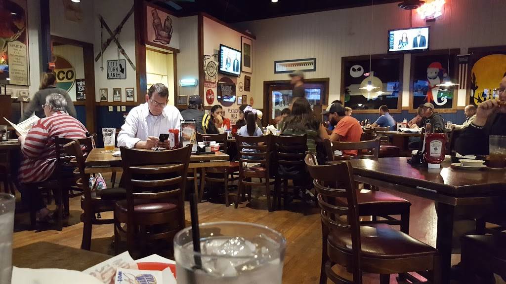 Wild Wing Cafe | cafe | 5530 Windward Pkwy, Alpharetta, GA 30004, USA | 6789909464 OR +1 678-990-9464