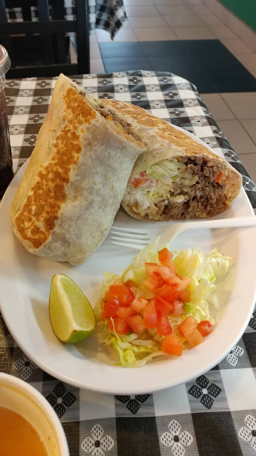 Davids Burrito Express | restaurant | 870 N Roselle Rd, Hoffman Estates, IL 60169, USA | 8472529833 OR +1 847-252-9833