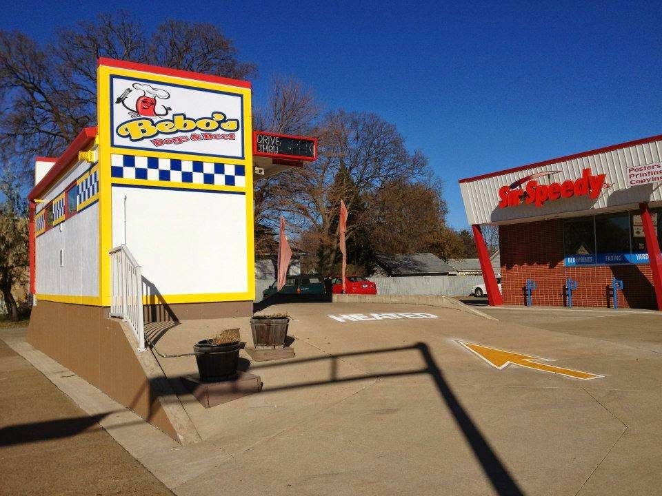 Bebos Dogs & Beef | restaurant | 101 3rd St S, La Crosse, WI 54601, USA | 5074582110 OR +1 507-458-2110