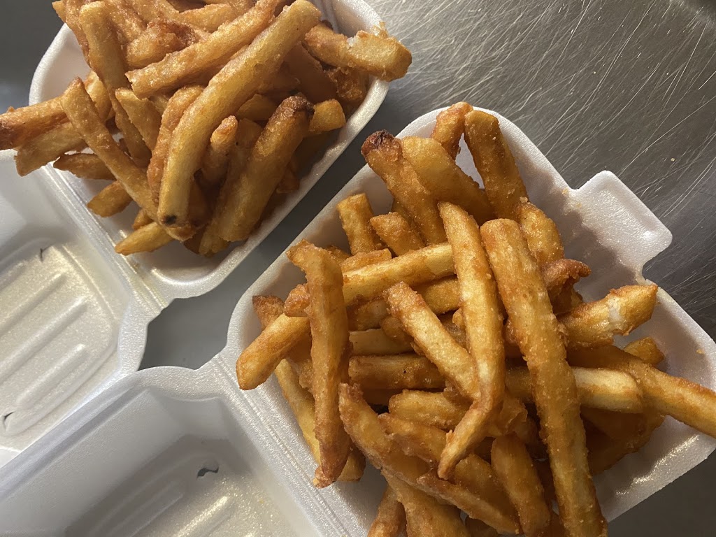 Snack U | meal takeaway | 7001 Elmwood Ave, Philadelphia, PA 19142, USA | 2153035365 OR +1 215-303-5365