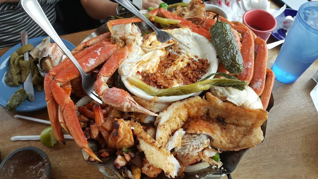 Real De Minas Mexican Grill | restaurant | 15795 E Briarwood Cir, Aurora, CO 80016, USA | 3037662207 OR +1 303-766-2207