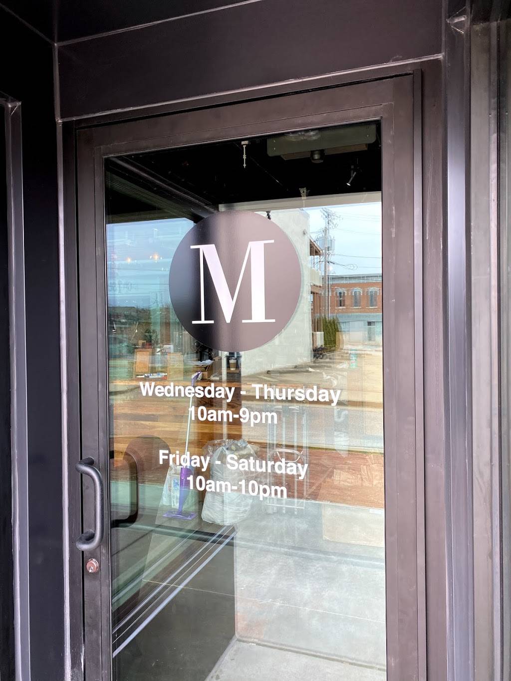 The Mixer | restaurant | 114 E 6th St, Hopkinsville, KY 42240, USA | 2708742416 OR +1 270-874-2416