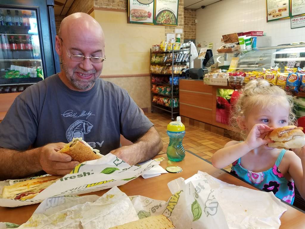 Subway | restaurant | 716 B Freeman Ln, Grass Valley, CA 95949, USA | 5302737789 OR +1 530-273-7789