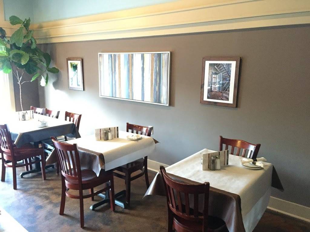 Over the Falls | restaurant | 419 South Brooks Street, Wake Forest, NC 27587, USA | 9195708588 OR +1 919-570-8588