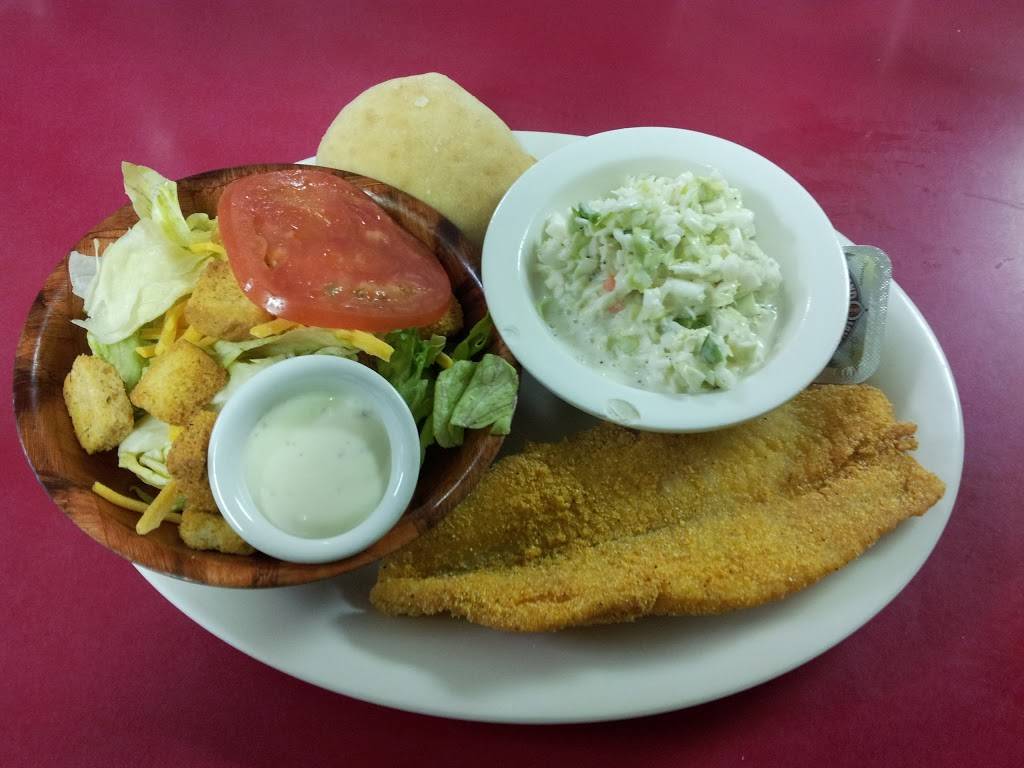 Big Jons Lunch Box | restaurant | 123 W 4th St, Mt Carmel, IL 62863, USA | 6182633272 OR +1 618-263-3272