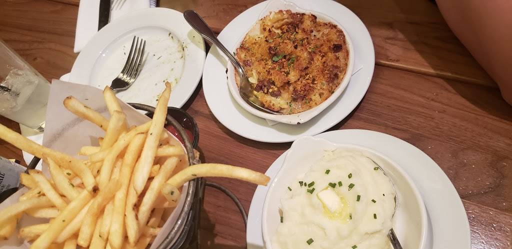 Paul Martins American Grill | restaurant | 12594 N Mainstreet, Rancho Cucamonga, CA 91739, USA | 9098993900 OR +1 909-899-3900