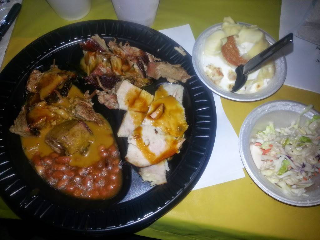 Bonos Pit Bar-B-Q | restaurant | 5903 Norwood Ave, Jacksonville, FL 32208, USA | 9047651817 OR +1 904-765-1817