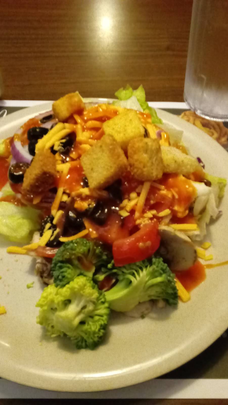 Hosss Steak & Sea House | restaurant | 4813 William Penn Hwy, Murrysville, PA 15668, USA | 7247332090 OR +1 724-733-2090