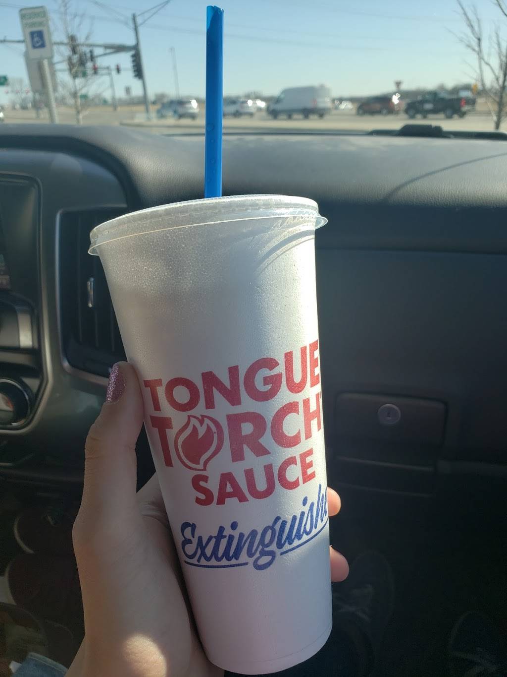 Zaxbys Chicken Fingers & Buffalo Wings | restaurant | 10430 NE Cookingham Dr, Kansas City, MO 64157, USA | 8164395552 OR +1 816-439-5552