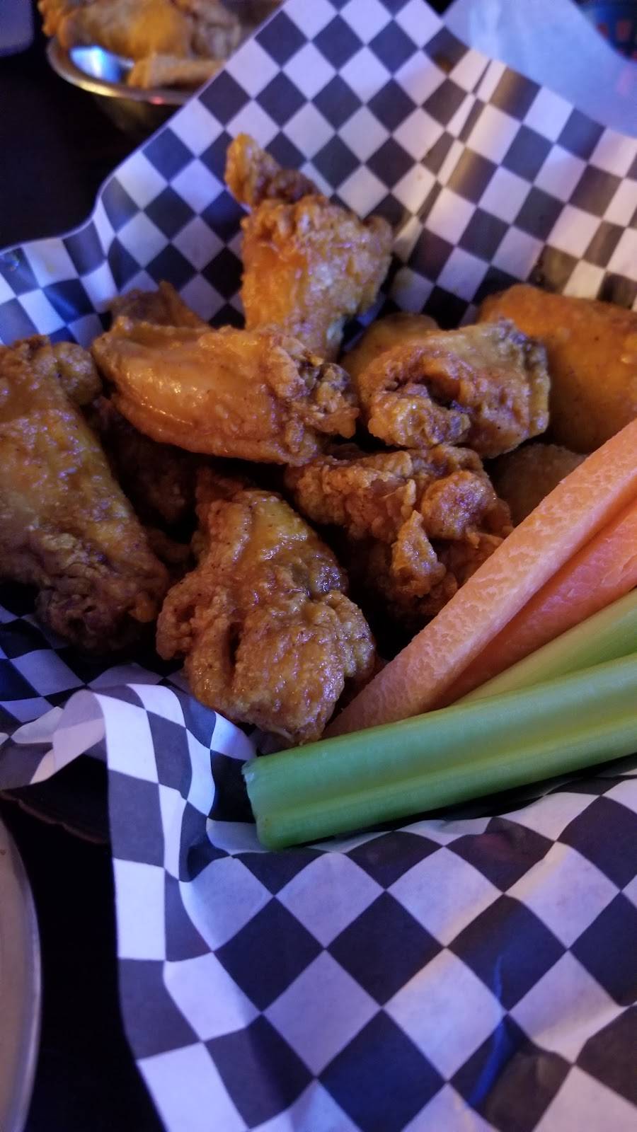 The Stadium | restaurant | 2349 Seven Springs Blvd, New Port Richey, FL 34655, USA | 7273728168 OR +1 727-372-8168