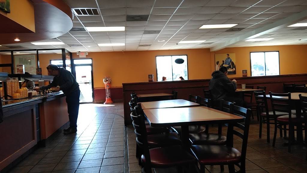 Cicis | restaurant | 950 N Beach St, Fort Worth, TX 76111, USA | 8177590033 OR +1 817-759-0033