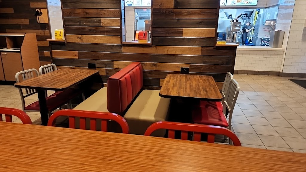 Arbys | restaurant | 3840 Garcon Point Rd, Milton, FL 32583, USA | 8505642954 OR +1 850-564-2954