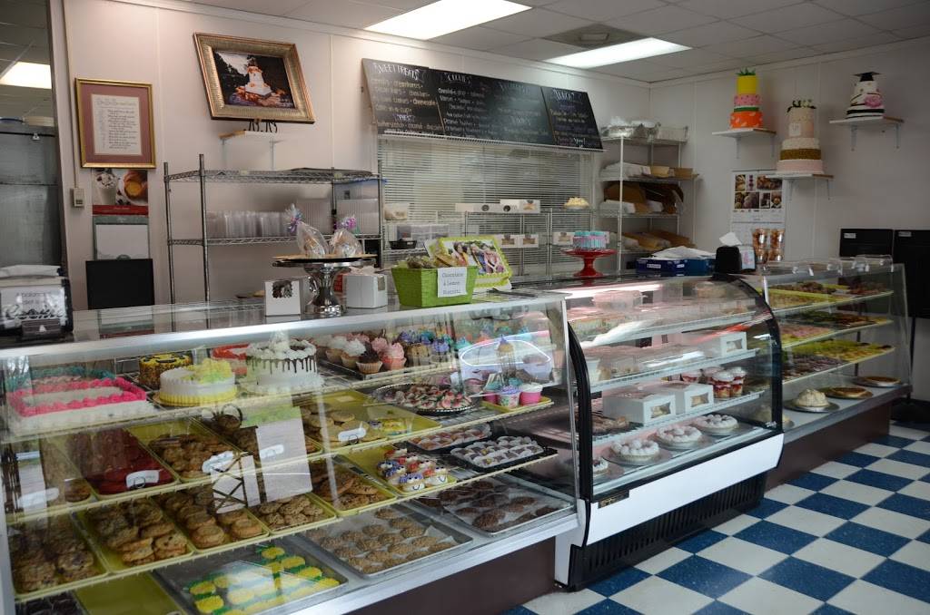 Sweetheart Bakery | bakery | 228 Shane Dr, Glasgow, KY 42141, USA | 2706592172 OR +1 270-659-2172