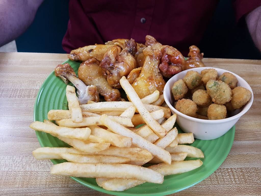 Buckaroos Family Restaurant | restaurant | 708 S College St, Winchester, TN 37398, USA | 9314690997 OR +1 931-469-0997