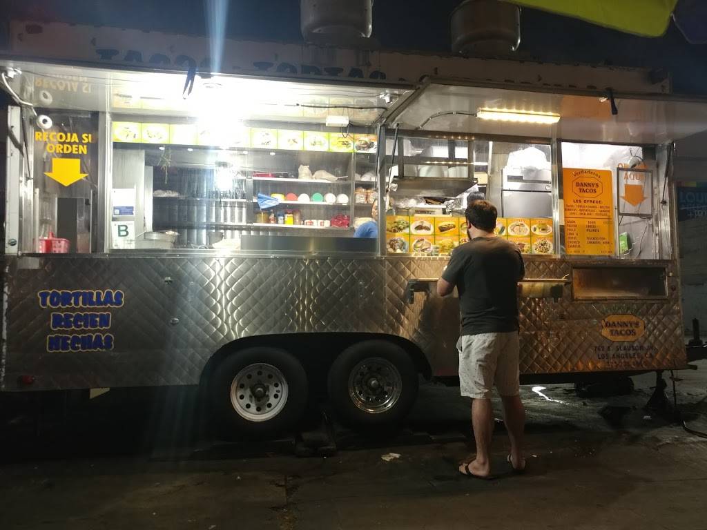 Dannys Tacos | restaurant | 1023 S Grand Ave, Los Angeles, CA 90015, USA | 3235297486 OR +1 323-529-7486