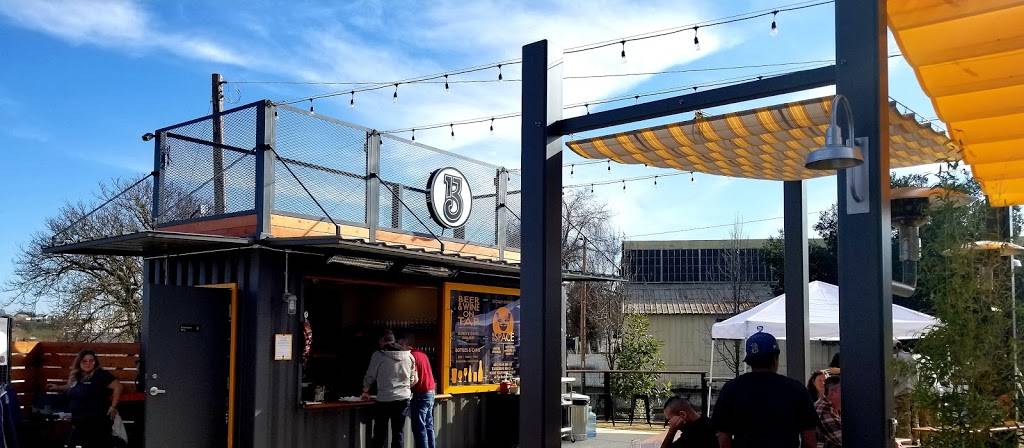 The Backyard on Thirteenth | restaurant | 1300 Railroad St, Paso Robles, CA 93446, USA | 8052963119 OR +1 805-296-3119