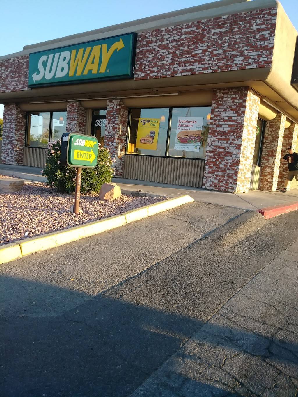 Subway | restaurant | 3939 E Lake Mead Blvd, Las Vegas, NV 89115, USA | 7023196688 OR +1 702-319-6688
