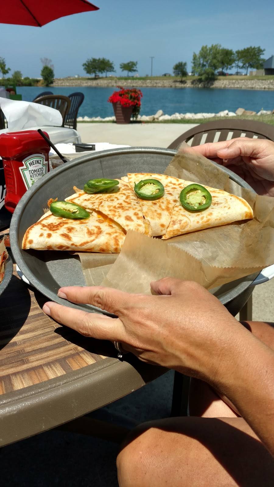 East 55th on the Lake | restaurant | 5555 N Marginal Rd, Cleveland, OH 44114, USA | 2164313280 OR +1 216-431-3280