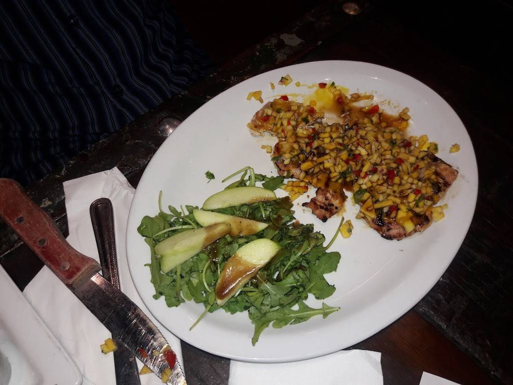 Paisans Pizzeria & Bar | restaurant | 2901 Ogden Ave, Lisle, IL 60532, USA | 6309224100 OR +1 630-922-4100