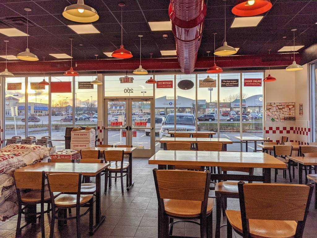 Five Guys | meal takeaway | 2325 SE Delaware Ave, Ankeny, IA 50021, USA | 5159656905 OR +1 515-965-6905