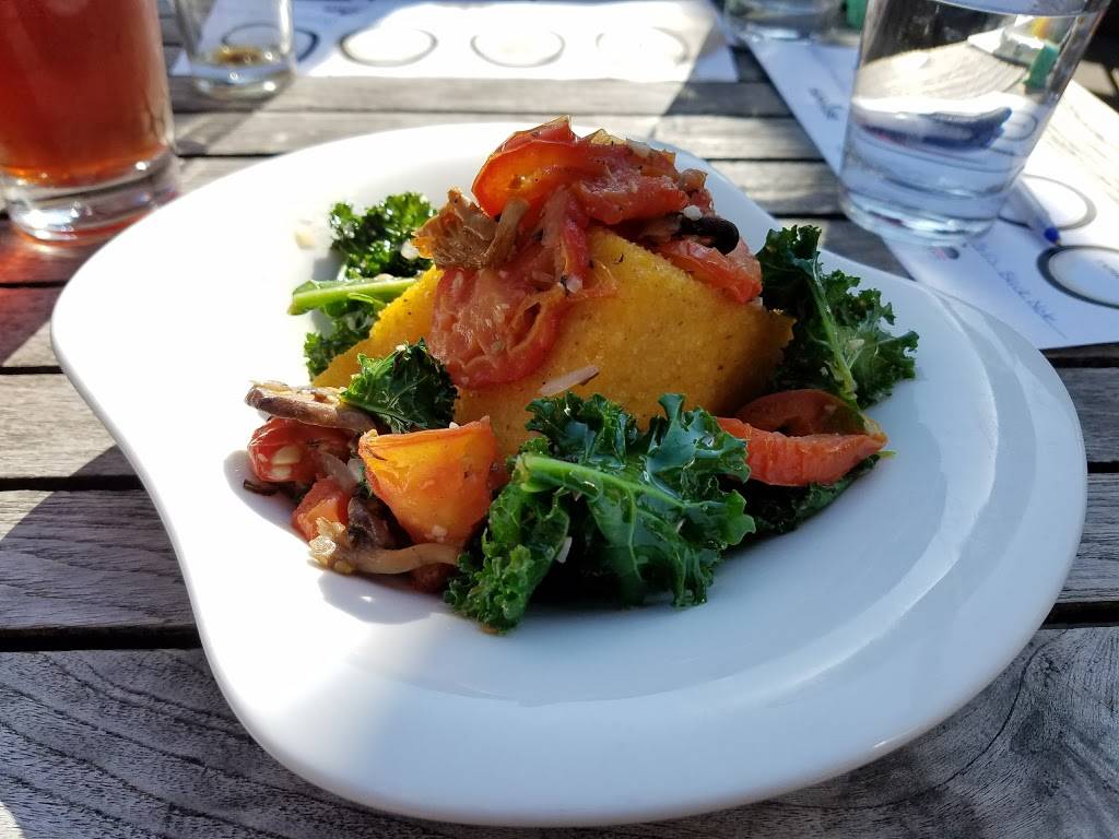 Tremont Taphouse | restaurant | 2572 Scranton Rd, Cleveland, OH 44113, USA | 2162984451 OR +1 216-298-4451