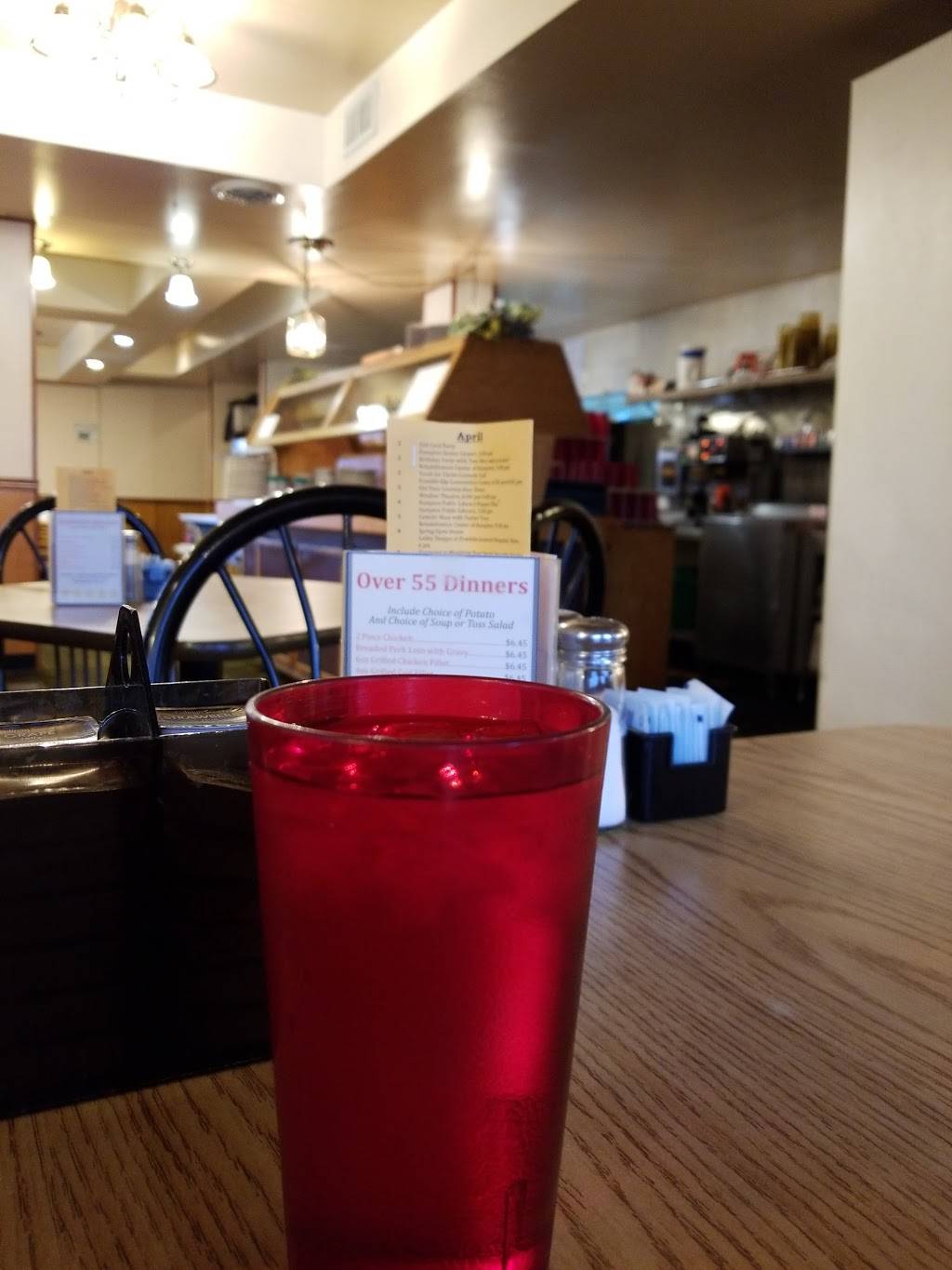 7 Stars Family Restaurant | restaurant | 709 4th St SE, Hampton, IA 50441, USA | 6414565378 OR +1 641-456-5378