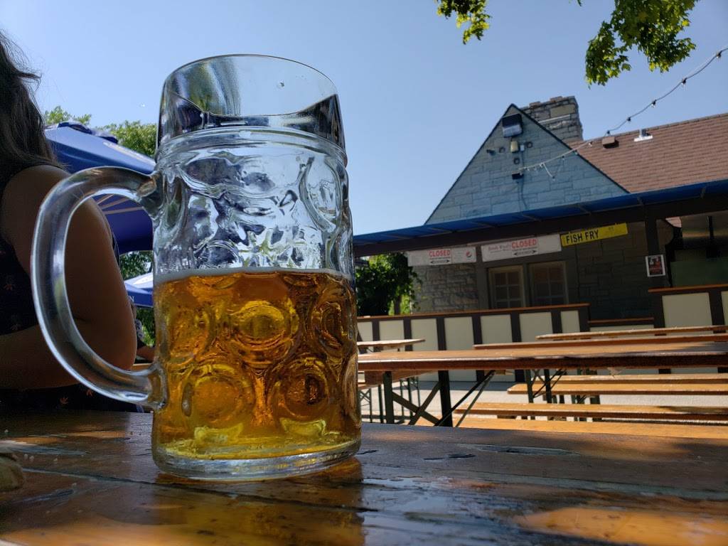 Estabrook Beer Garden | restaurant | 4600 Estabrook Pkwy, Milwaukee, WI 53211, USA | 4142262728 OR +1 414-226-2728