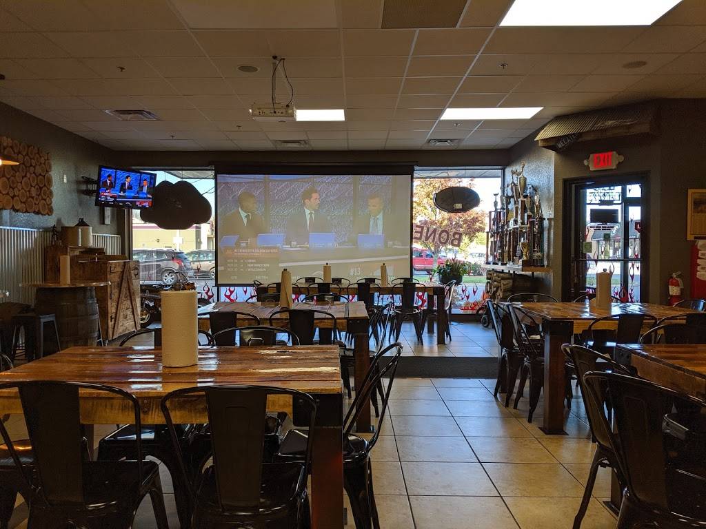 Bone Daddys BBQ | restaurant | 1900 S Saginaw Rd, Midland, MI 48640, USA | 9894962266 OR +1 989-496-2266