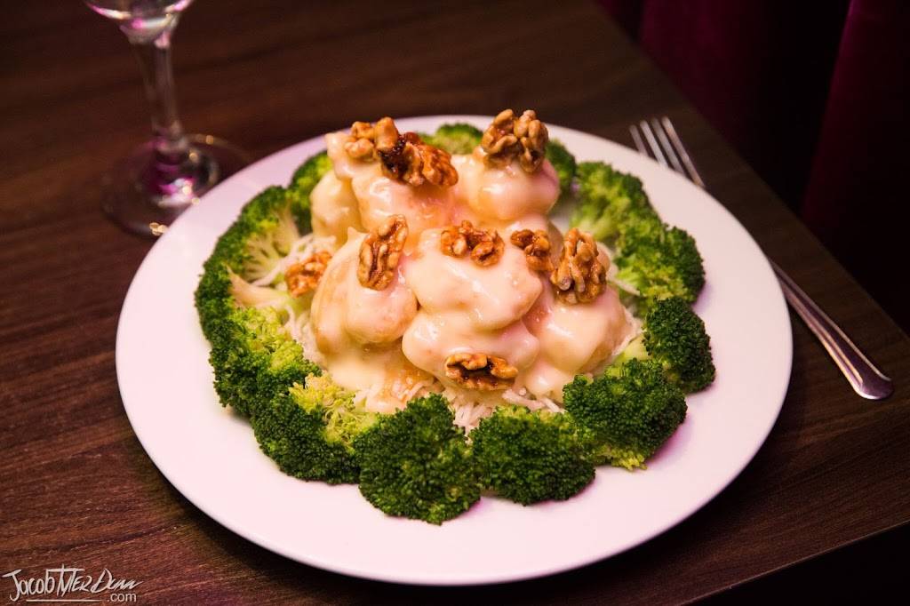 Singing Pandas Asian Restaurant & Bar | restaurant | 757 E Chandler Blvd, Chandler, AZ 85225, USA | 4807775050 OR +1 480-777-5050