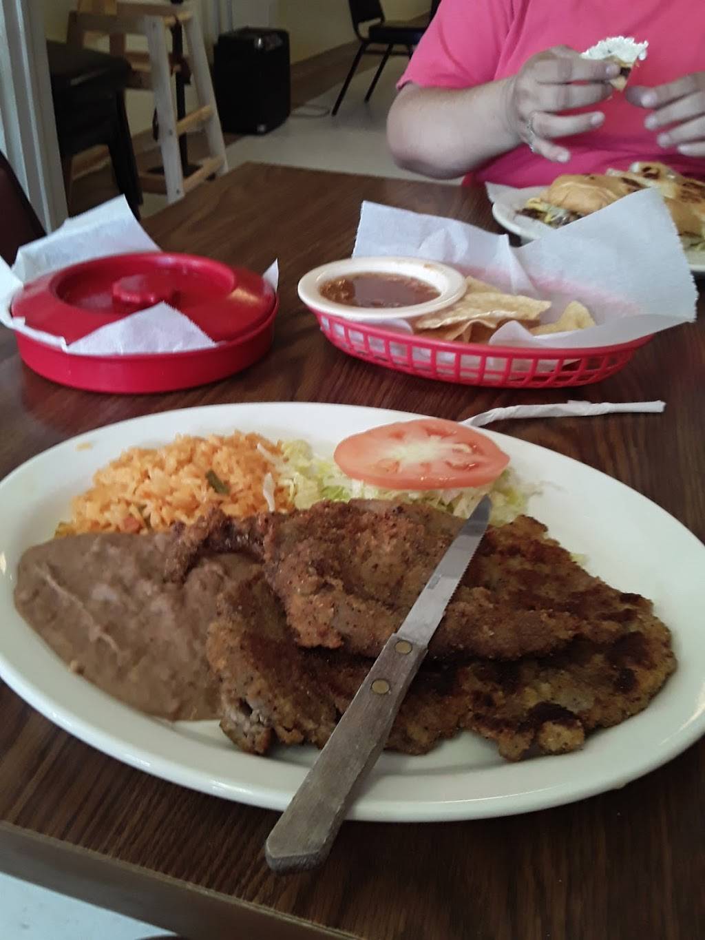 Las Carnitas food truck | restaurant | 207 Ferris Ave, San Antonio, TX 78220, USA | 2107637738 OR +1 210-763-7738