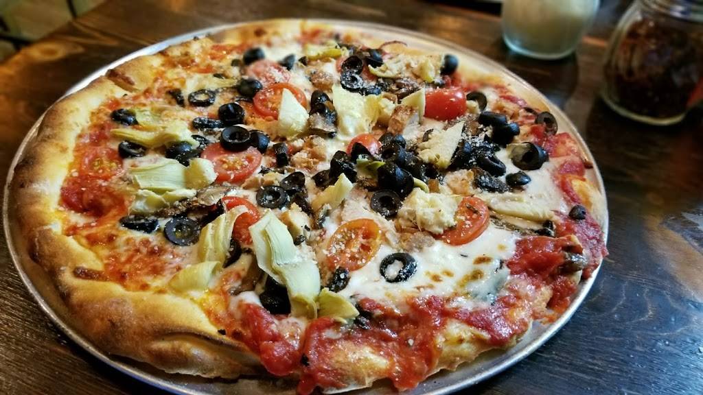 Bambinos Urban Pizzeria | restaurant | 36 E Bijou St, Colorado Springs, CO 80903, USA | 7196308121 OR +1 719-630-8121