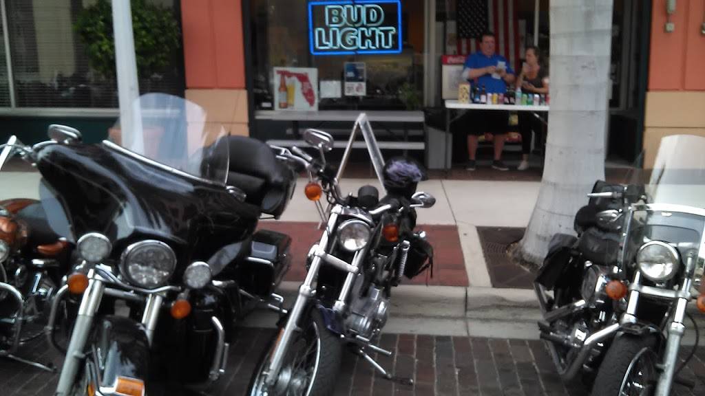 Wise Guys | meal takeaway | 2117 W First St, Fort Myers, FL 33901, USA | 2393328802 OR +1 239-332-8802