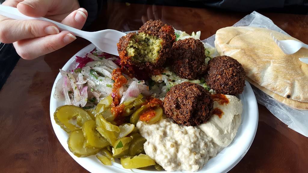 Oasis | restaurant | 168 Bedford Ave, Brooklyn, NY 11249, USA | 7183894680 OR +1 718-389-4680