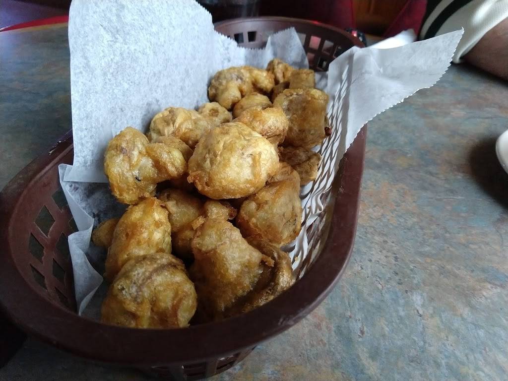 The Beer Cheese Bar and Grill | restaurant | 2 S Main St, Rice Lake, WI 54868, USA | 7152342527 OR +1 715-234-2527