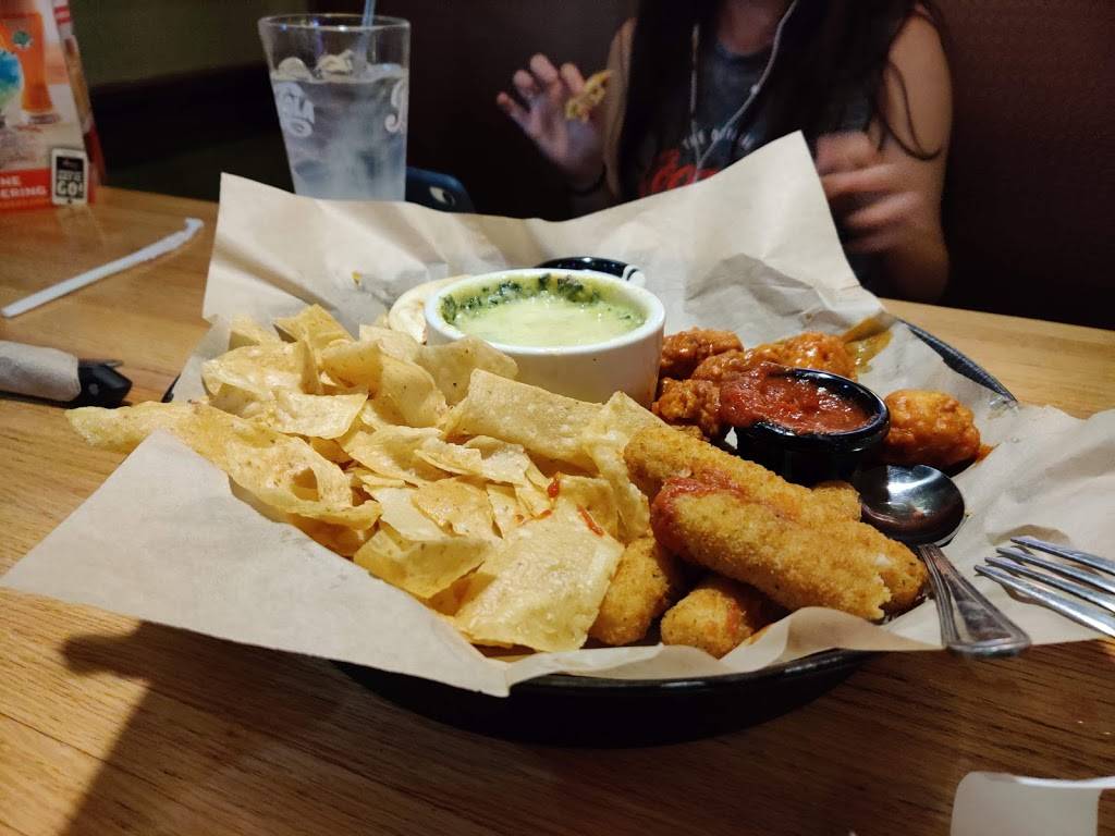 Applebees Grill + Bar | restaurant | 587 Al Henderson Blvd, Savannah, GA 31419, USA | 9129209199 OR +1 912-920-9199